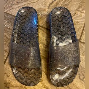 Black / Glitter Jelly Slides